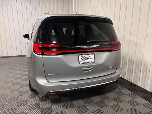 2021 chrysler pacifica touring-l
