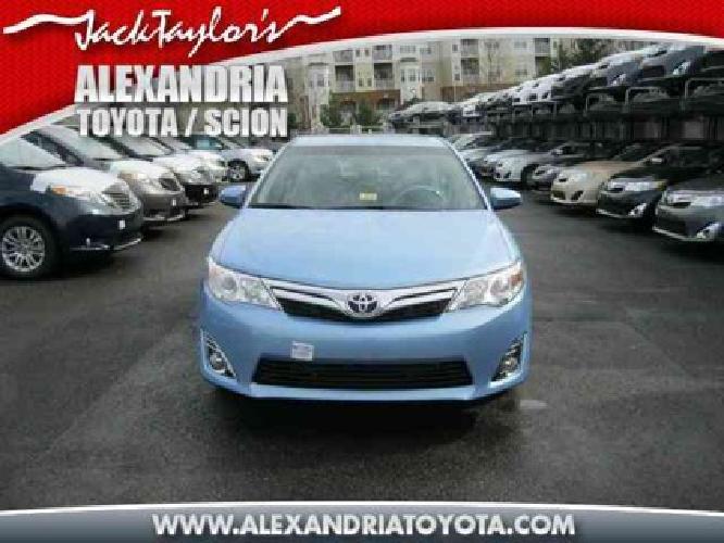 2014 toyota camry xle in alexandria, va