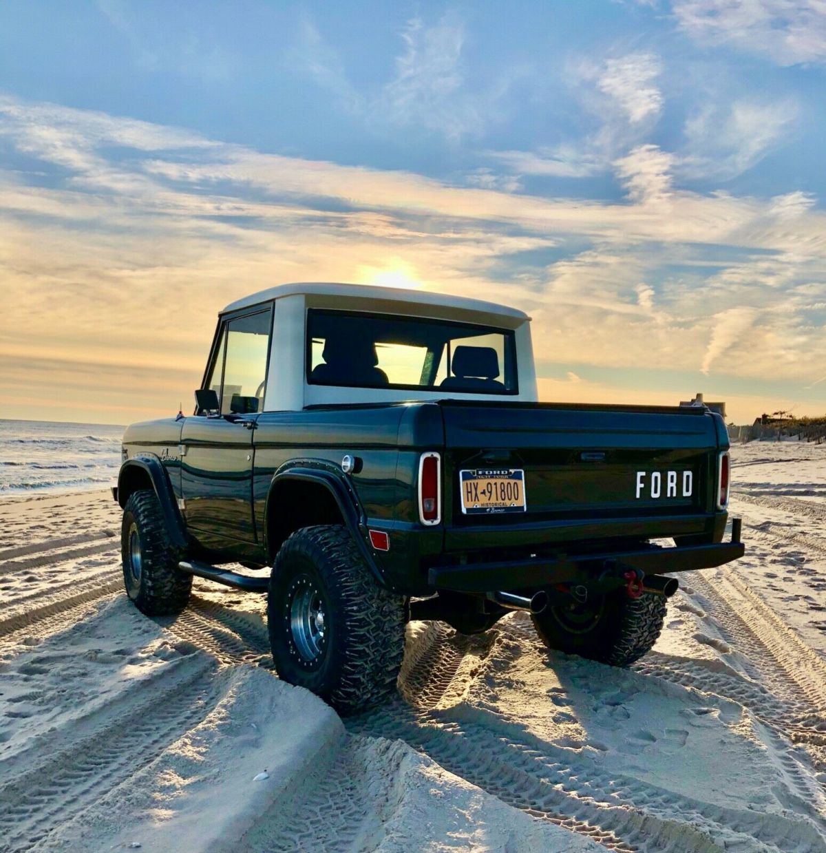 1968 ford bronco half cab, 3.5" lift, 347 stroker, ready to go anywhere you want