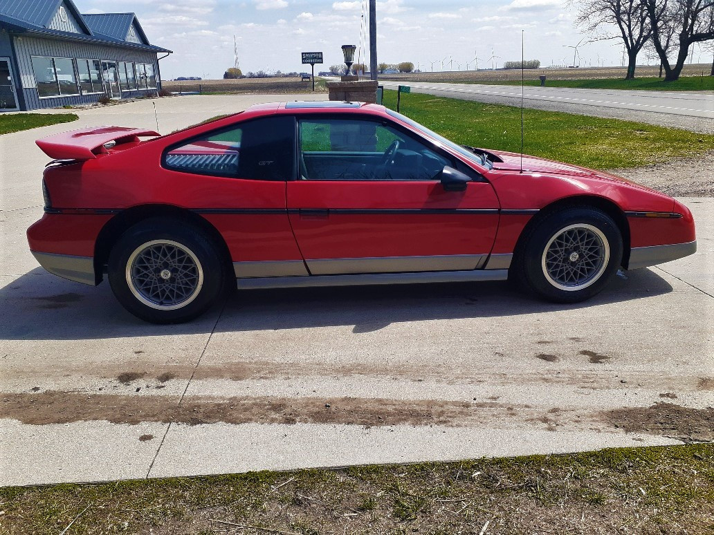 1986 pontiac fiero gt