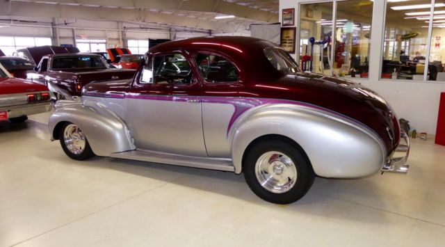 1940 chevrolet master deluxe coupe 1048 miles crimson red/silver coupe 454 bore
