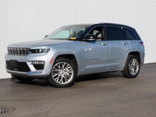 2022 jeep grand cherokee summit