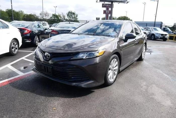 2018 toyota camry le sedan 4d in dallas, texas
