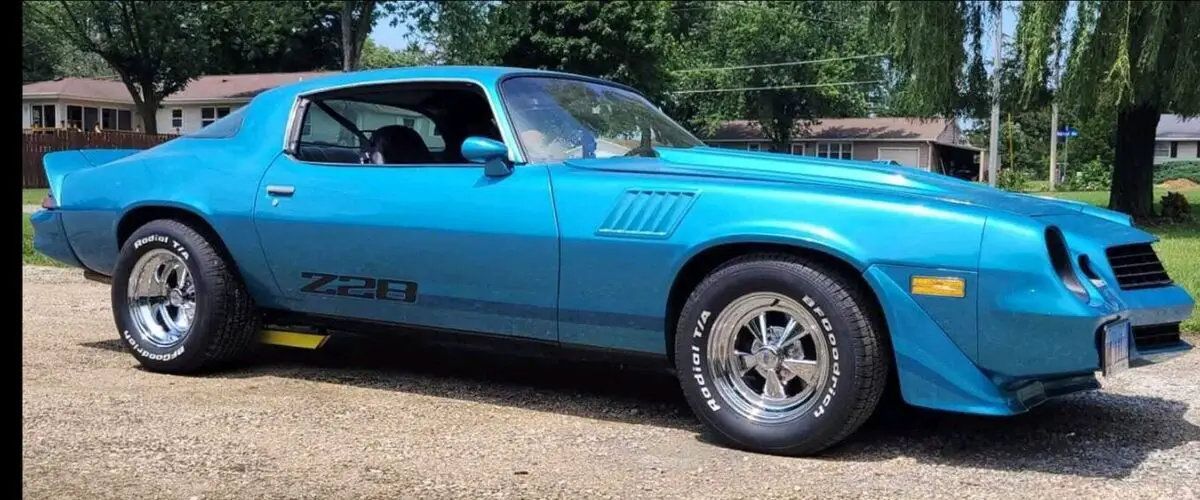 1979 chevrolet camaro blue rwd manual z-28