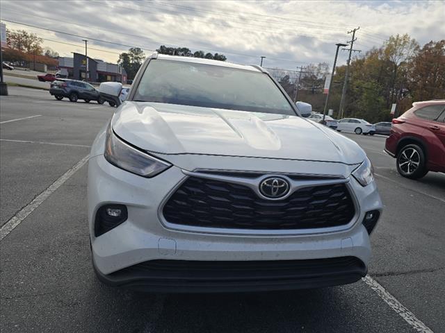 2023 toyota highlander xle