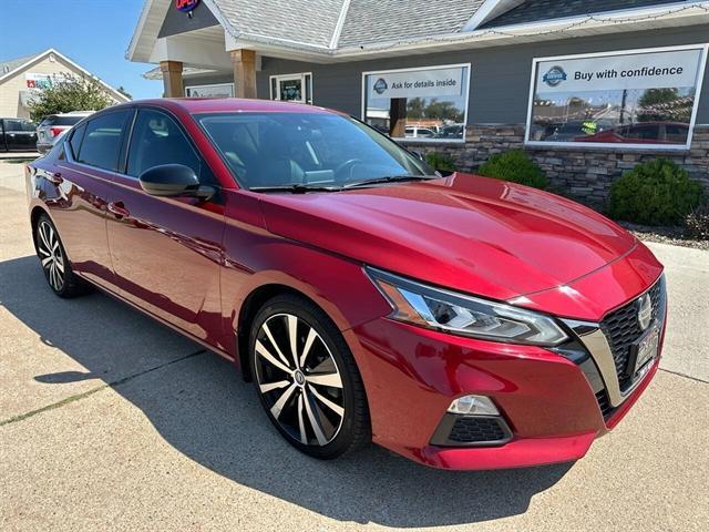 2020 nissan altima 2.5 sr
