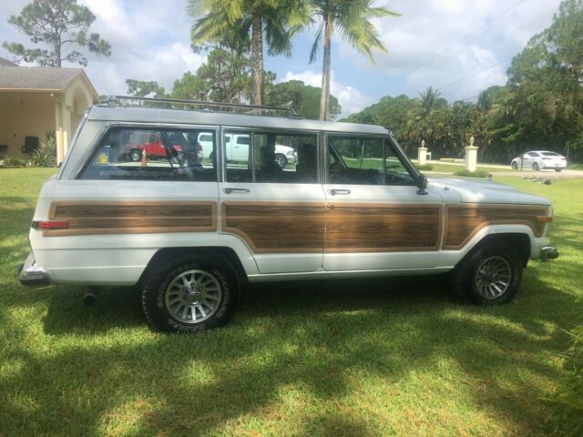 jeep grand wagoneer 1989 white v8