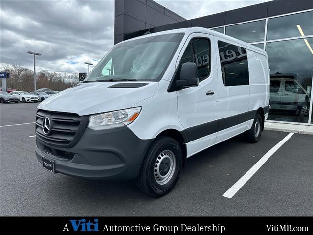 2023 mercedes-benz sprinter 2500 standard roof