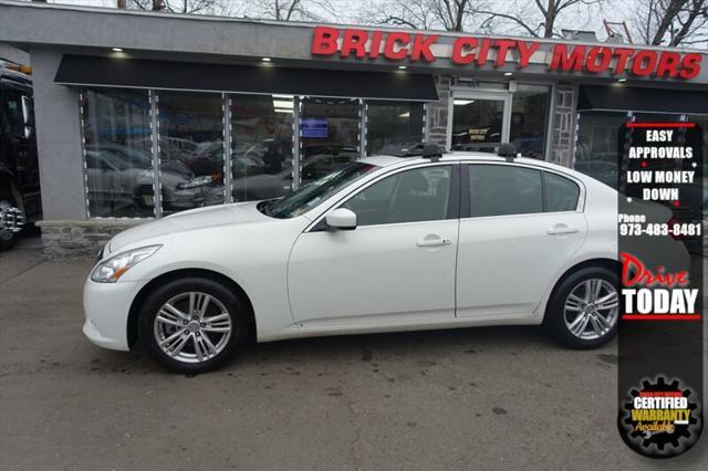 2013 infiniti g37x base