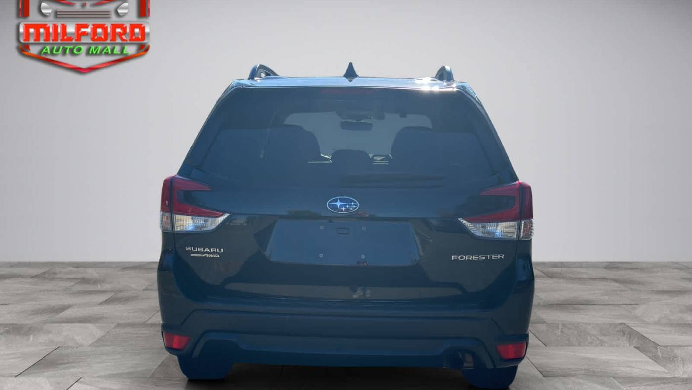 2019 subaru forester premium