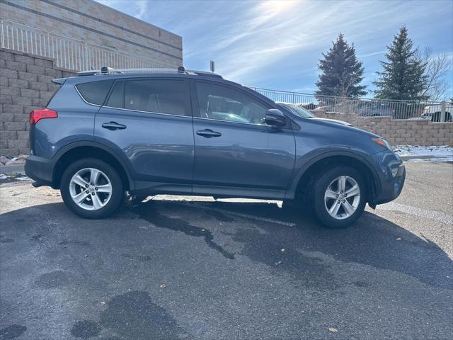 2013 toyota rav4 xle