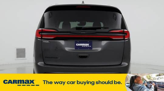 2022 Chrysler Pacifica