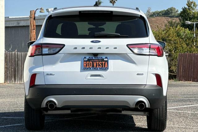 2022 ford escape sel