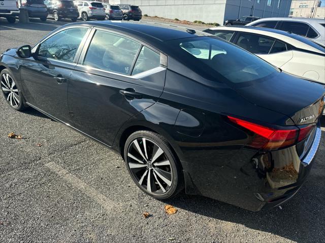 2021 nissan altima sr fwd