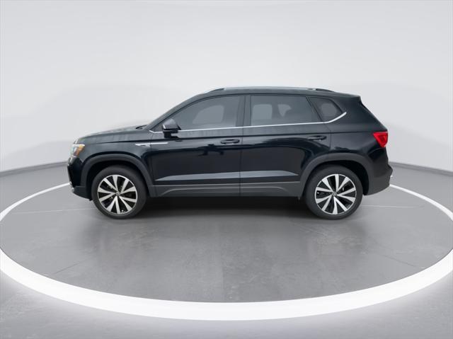 2022 volkswagen taos 1.5t se