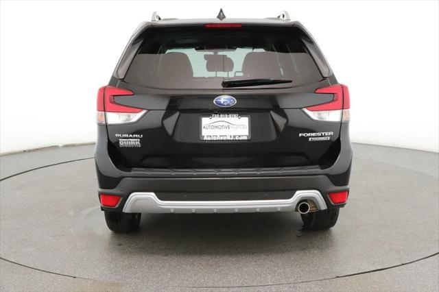2022 subaru forester touring
