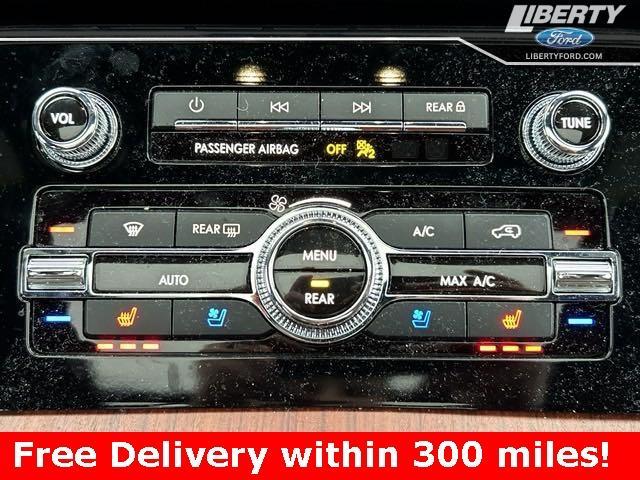 2024 lincoln navigator premiere