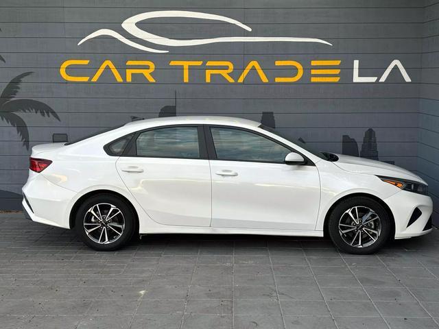 2022 kia forte lxs