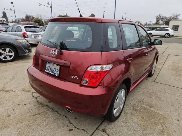 2006 scion xa base 4dr hatchback w/automatic