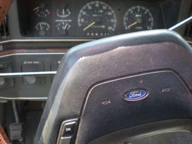 1988 ford f 150 xlt lariat 2 wheel drive 8 foot bed 4.9 liter straight 6 cyl