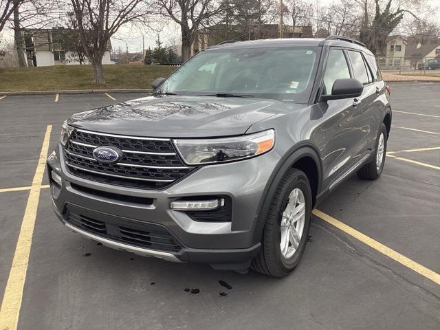 2022 ford explorer xlt