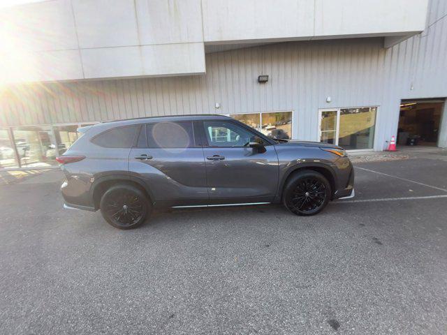 2024 toyota highlander xse