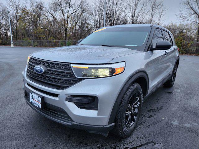 2021 ford explorer base