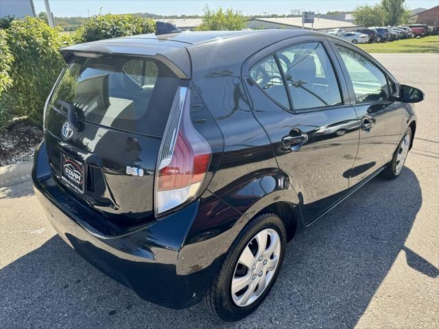 2016 toyota prius c two