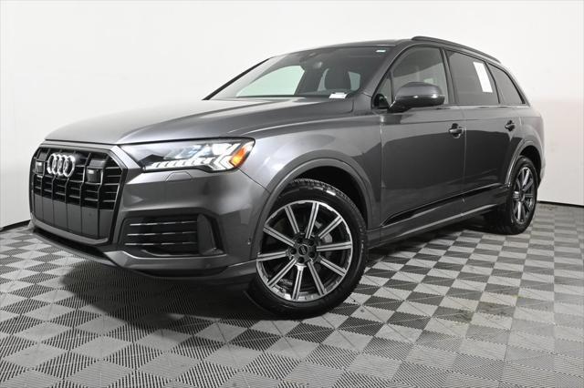 2024 audi q7 45 premium plus