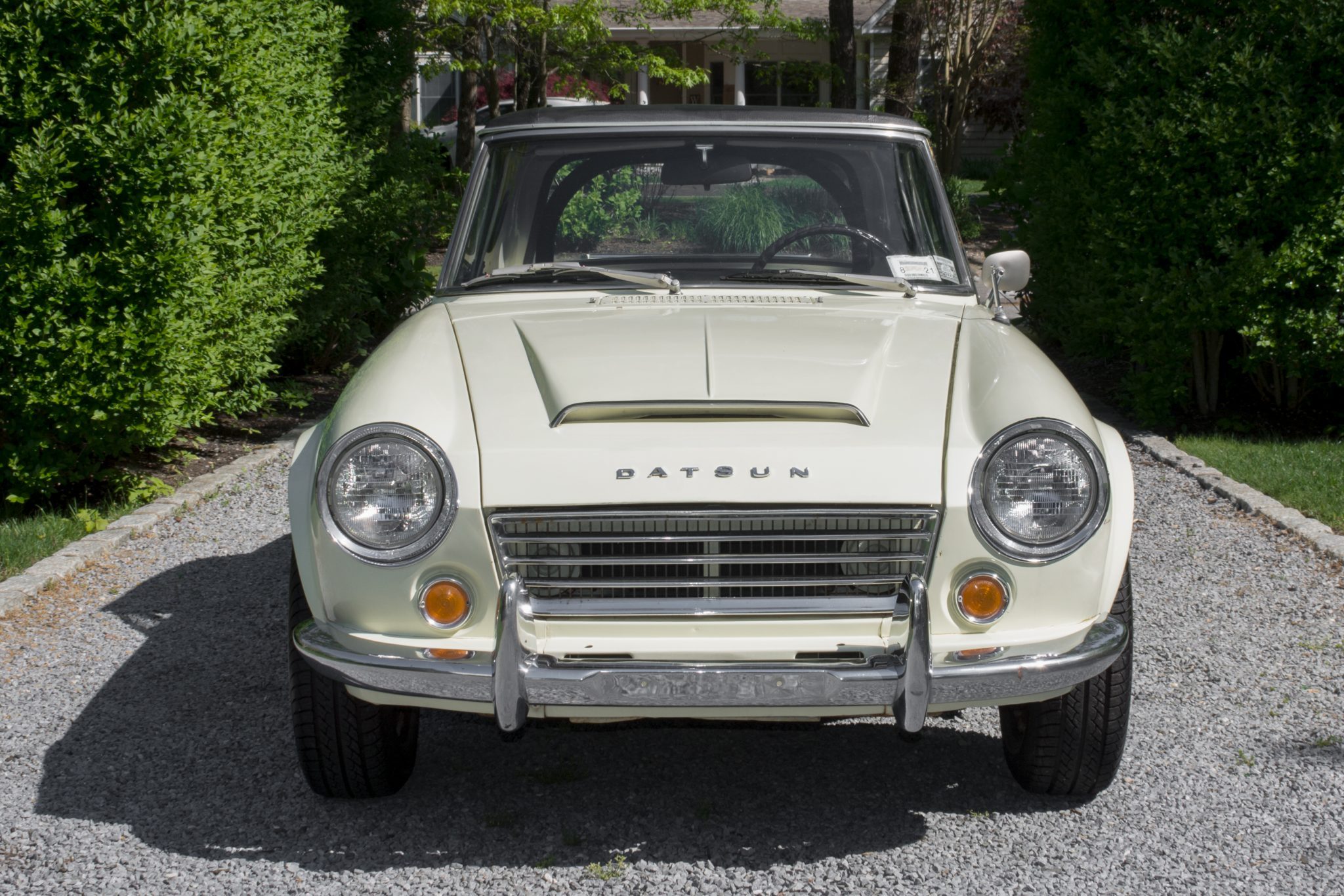 1968 datsun 1600 roadster