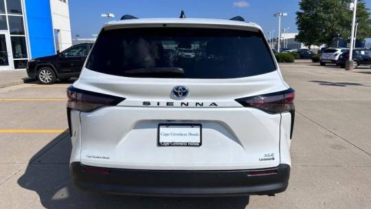 2023 toyota sienna