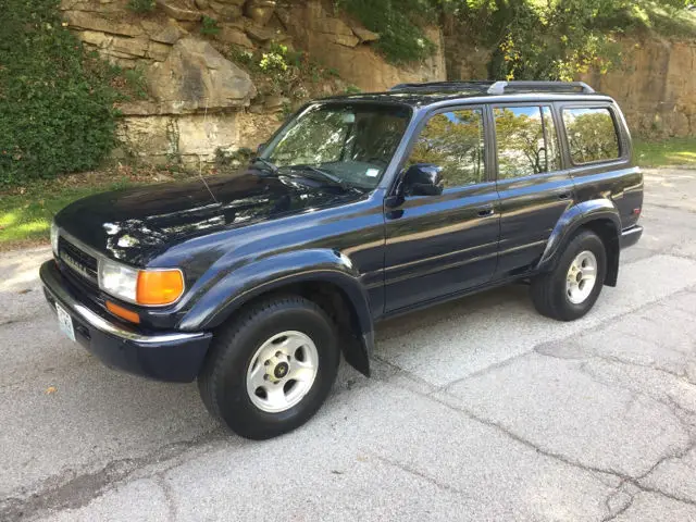 1993 land cruiser runs and drives excellent leather free shipping to your door!