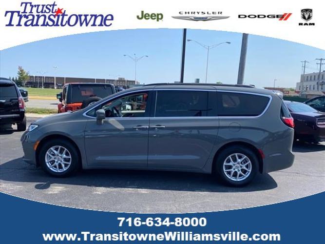 used 2022 chrysler pacifica touring l