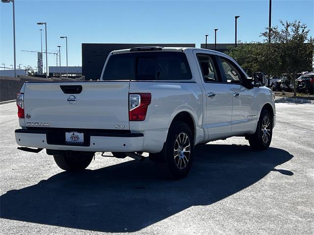 2021 nissan titan sv