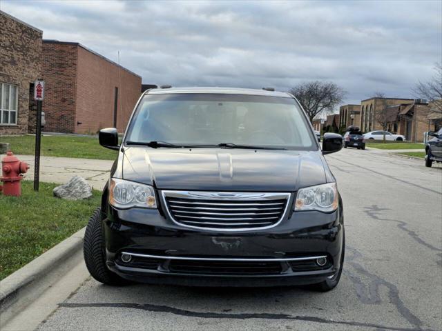 2015 chrysler town & country touring