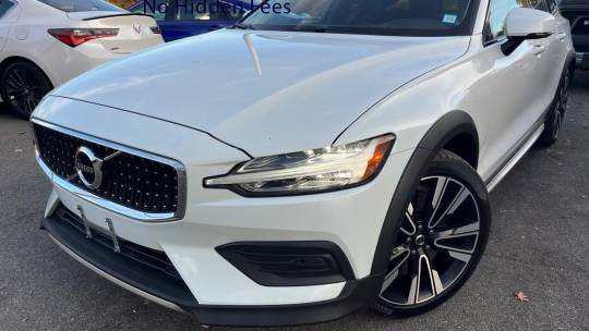 2020 Volvo V60 Cross Country