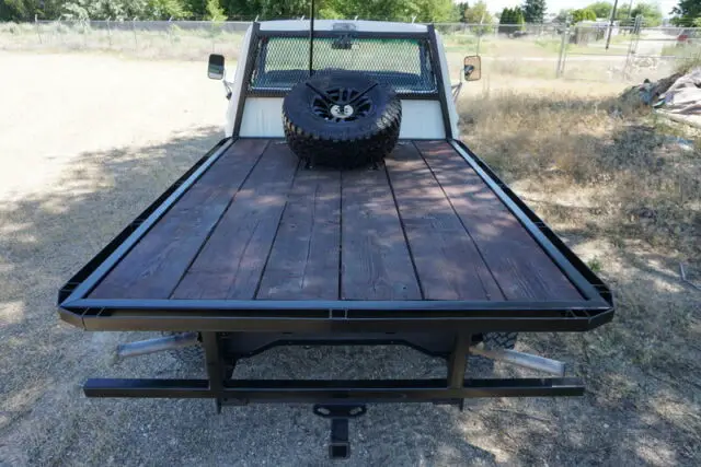 1977 ford f150 ranger xlt, 4x4, flat bed. low mileage engine. automatic