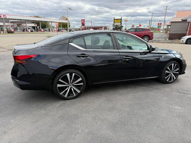 2019 nissan altima 2.5 sr
