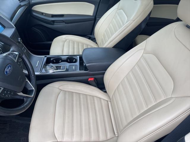 2019 ford edge sel