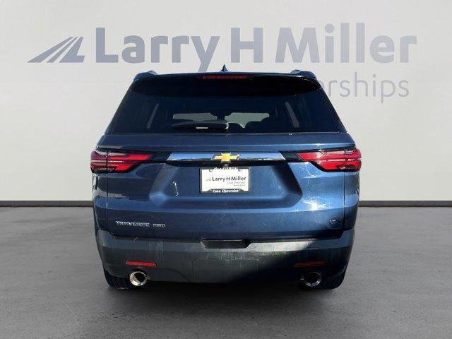 2023 chevrolet traverse lt cloth