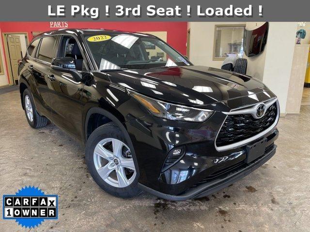 2022 toyota highlander le