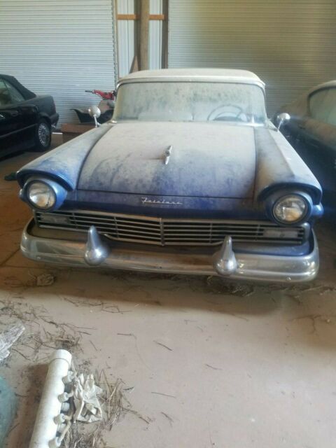 ford fairlane 1957