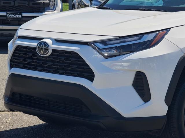 2023 toyota rav4 le