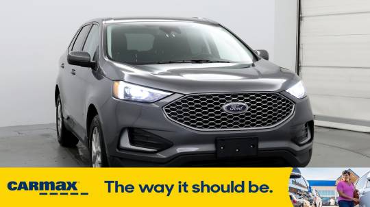 2023 Ford Edge