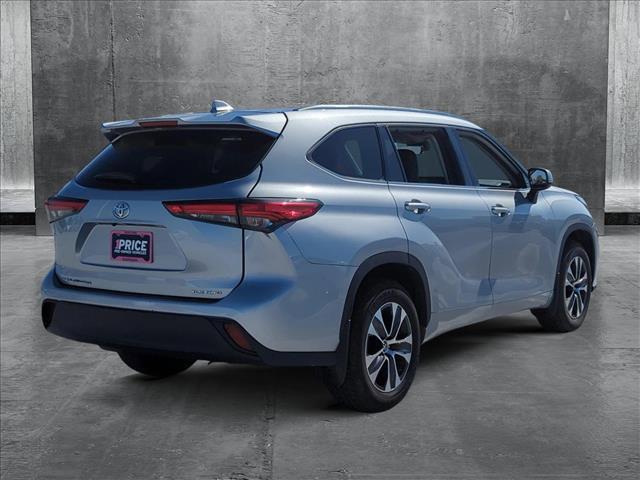 2021 toyota highlander xle