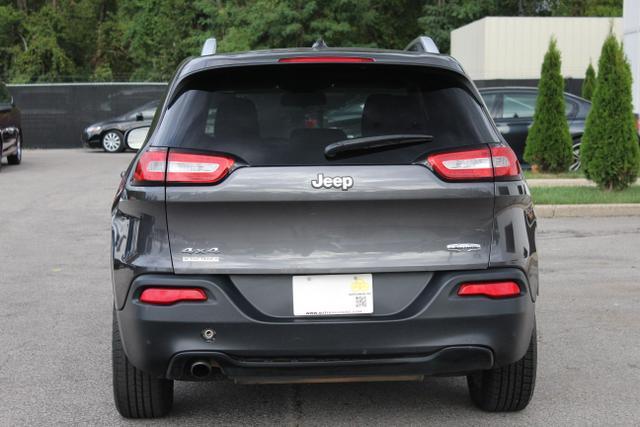 2014 jeep cherokee sport