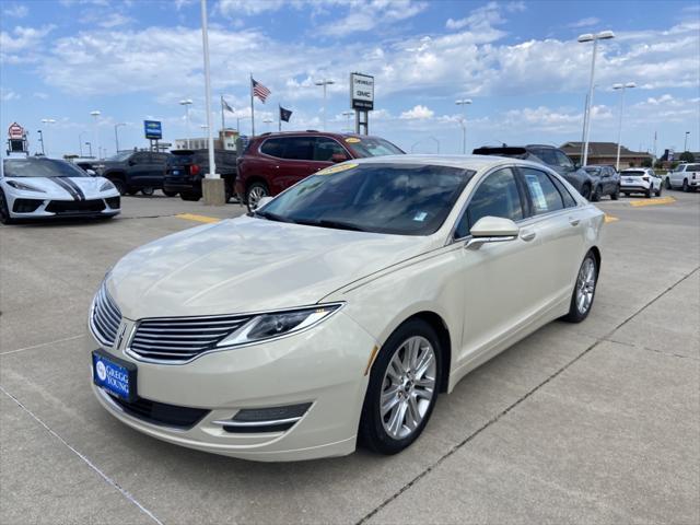 2016 lincoln mkz base