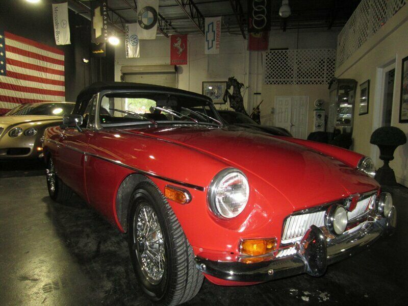 1976 mg mgb, red with 0 available now!