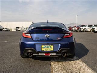 2023 Toyota GR86 premium