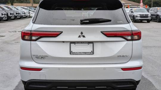 2025 Mitsubishi Outlander